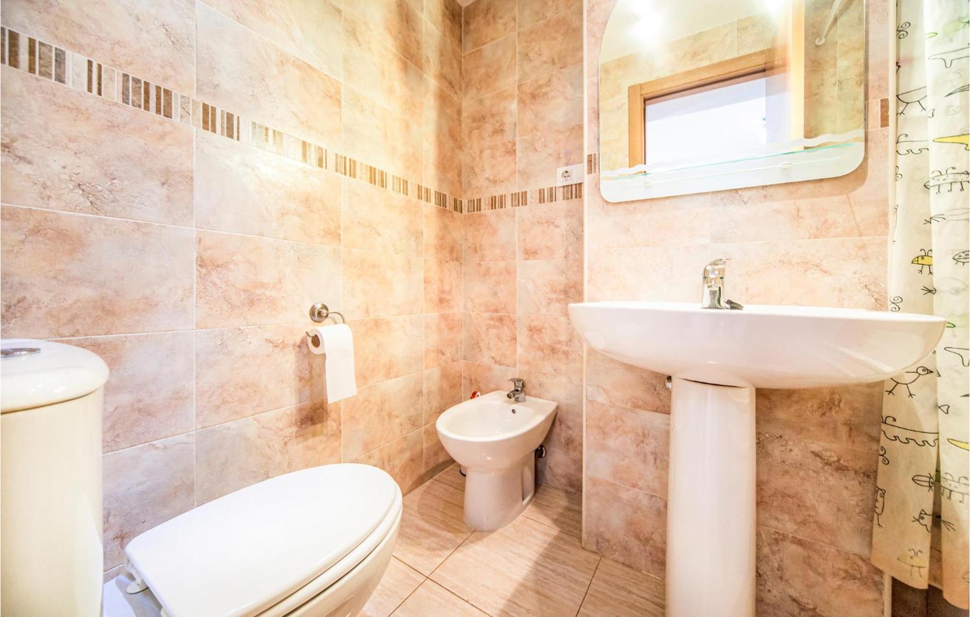 2 Bedroom Lovely Apartment In Oropesa Del Mar Eksteriør billede